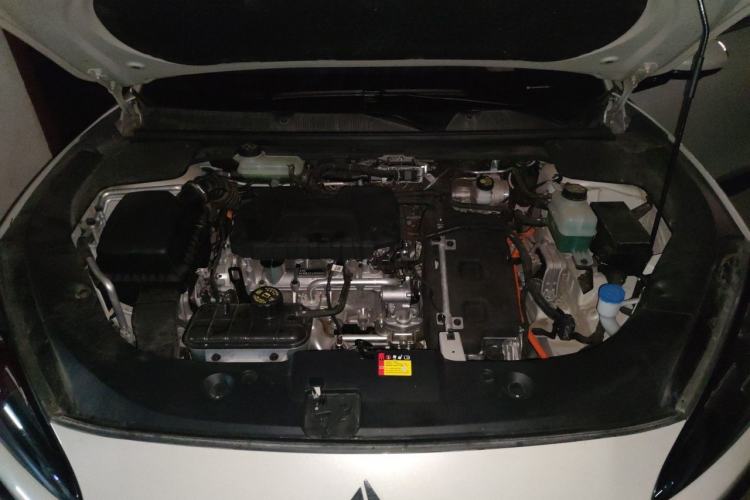 Used Baojun Yunhai 2024 140km Plug-in Hybrid Version Engine Bay