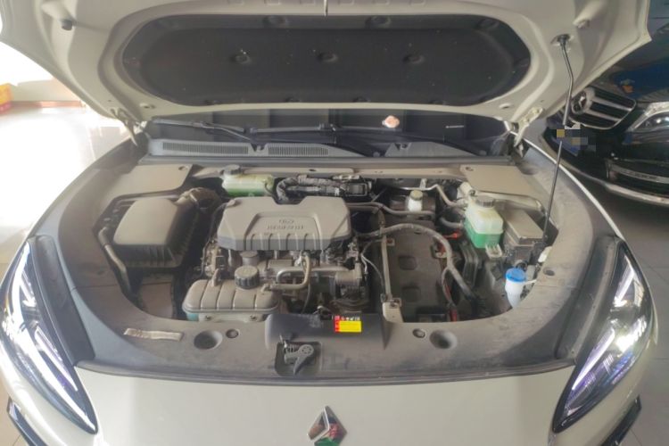 Used Baojun Yunhai 2024 140km Plug-in Hybrid Version Engine Bay
