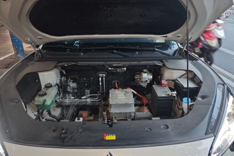Used Baojun Yunhai 2024 500km Pure Electric Version Engine Bay