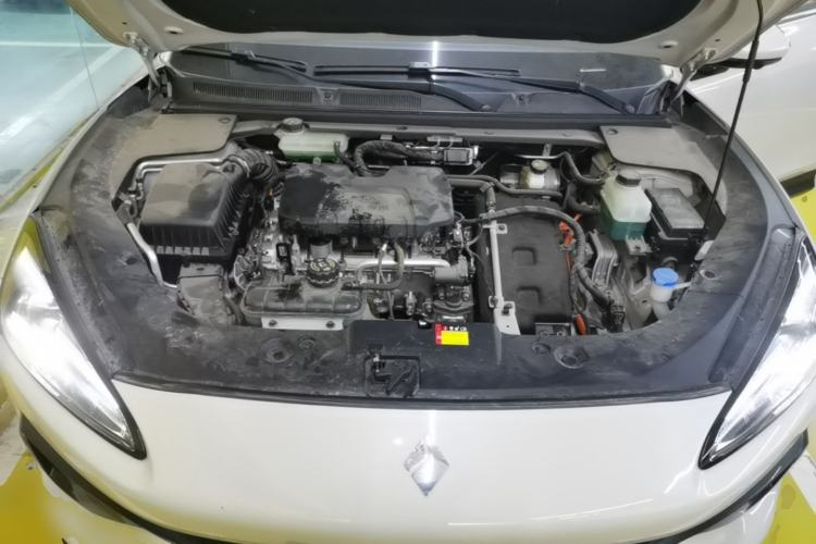 Used Baojun Yunhai 2024 140km Plug-in Hybrid Version Engine Bay