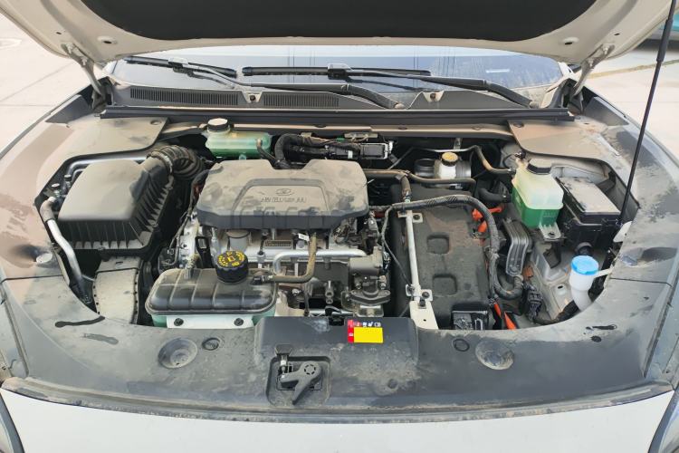Used Baojun Yunhai 2024 140km Plug-in Hybrid Version Engine Bay