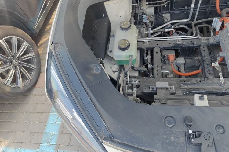 Used Baojun Yunhai 2024 500km Pure Electric Version Engine Bay Right