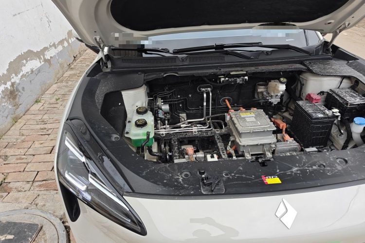 Used Baojun Yunhai 2024 600km Pure Electric Version Engine Bay Right
