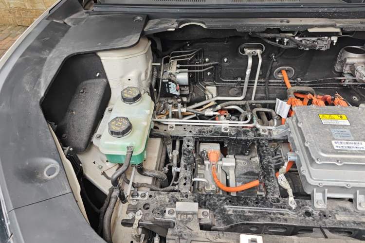 Used Baojun Yunhai 2024 600km Pure Electric Version Engine Bay Right