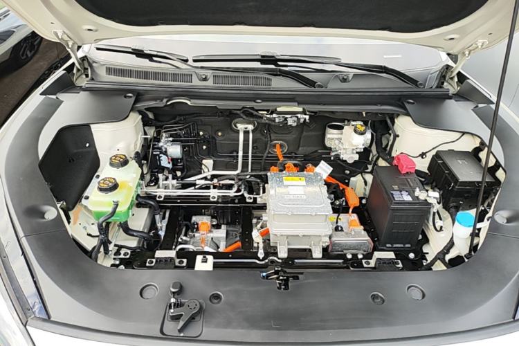 Used Baojun Yunhai 2024 600km Pure Electric Version Engine Bay