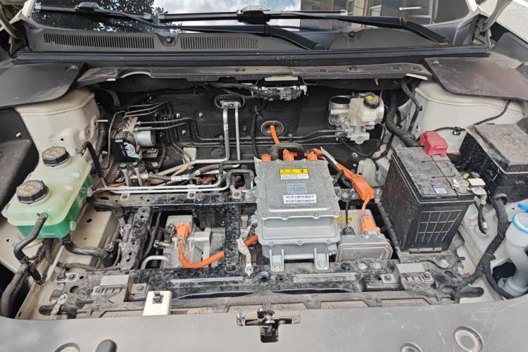 Used Baojun Yunhai 2024 600km Pure Electric Version Engine Bay