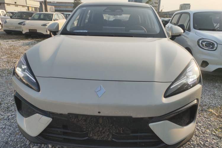 Used Baojun Yunhai 2024 60km Plug-in Hybrid Version Exterior 1