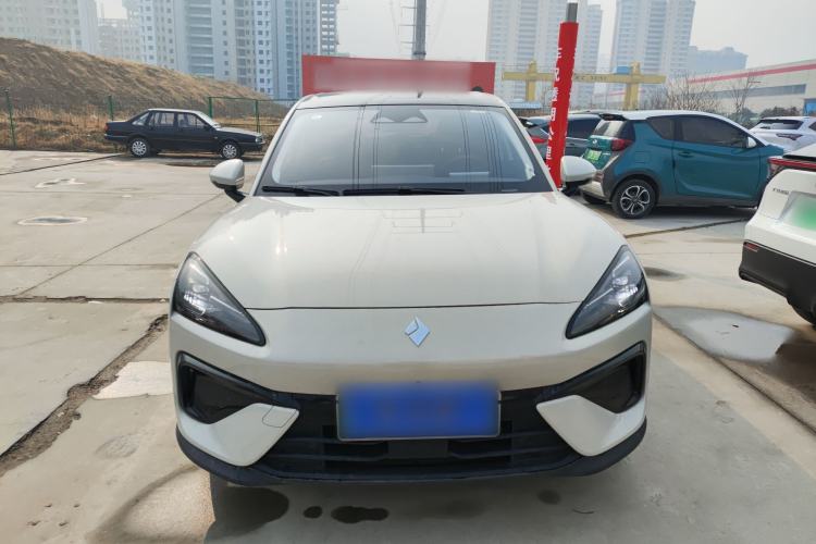 Used Baojun Yunhai 2024 140km Plug-in Hybrid Version Exterior 1