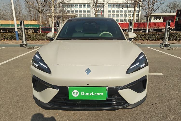 Used Baojun Yunhai 2024 140km Plug-in Hybrid Version Exterior 1