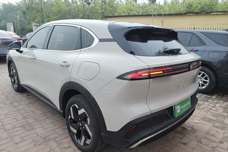 Used Baojun Yunhai 2024 140km Plug-in Hybrid Version Exterior 2