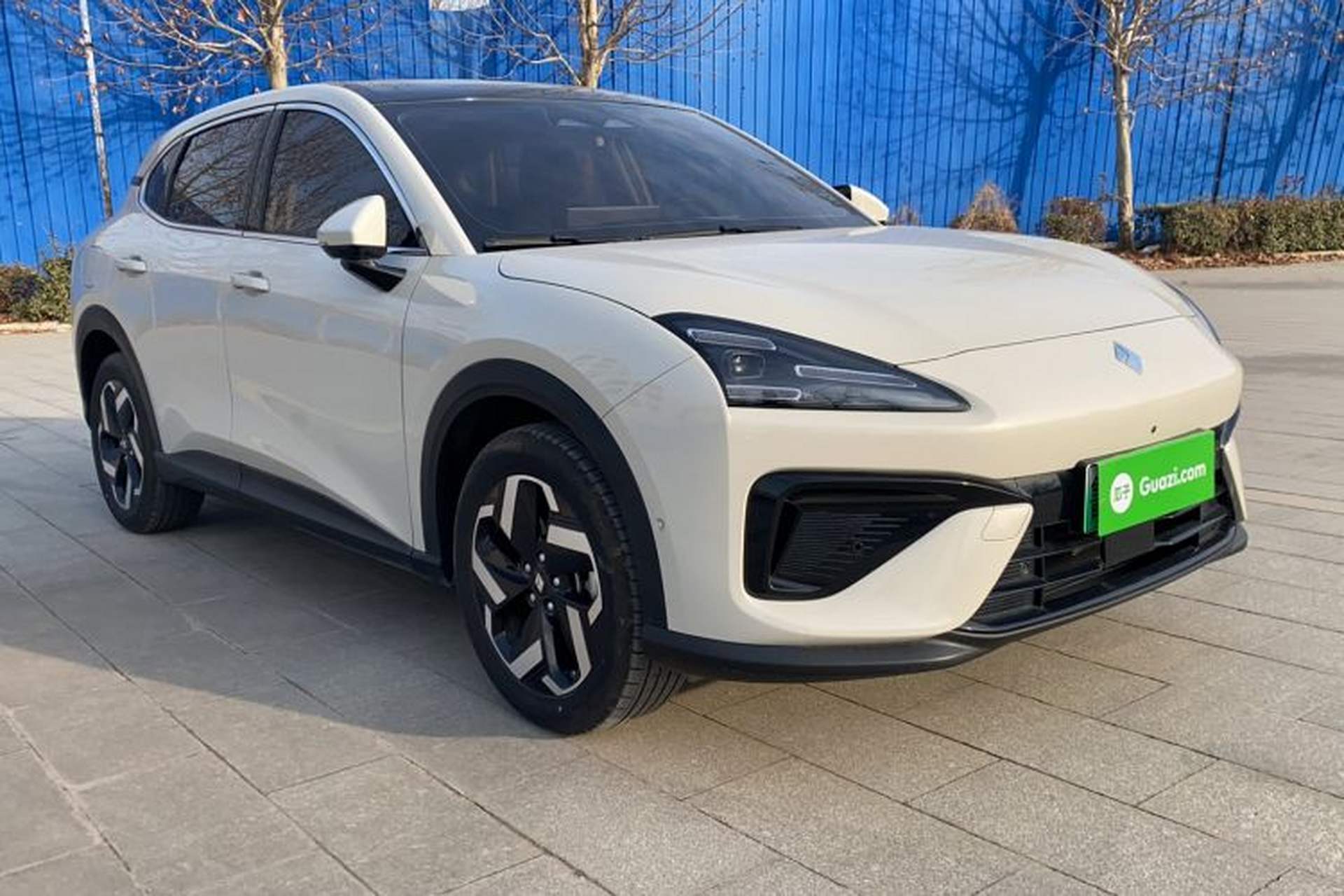 Used Baojun Yunhai 2024 140km Plug-in Hybrid Version Exterior 2
