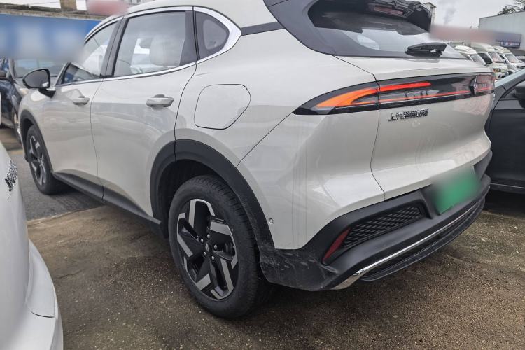 Used Baojun Yunhai 2024 60km Plug-in Hybrid Version Exterior 2