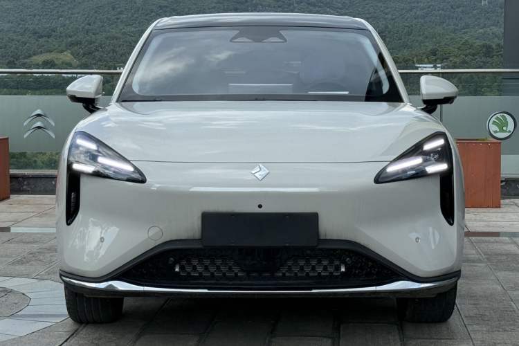 Used Baojun Yunhai 2024 600km Pure Electric Version Exterior 3