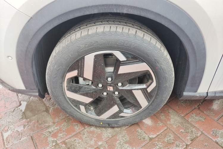Used Baojun Yunhai 2024 600km Pure Electric Version Exterior 4