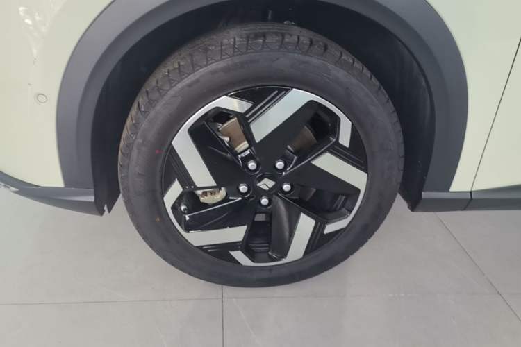 Used Baojun Yunhai 2024 500km Pure Electric Version Exterior 4