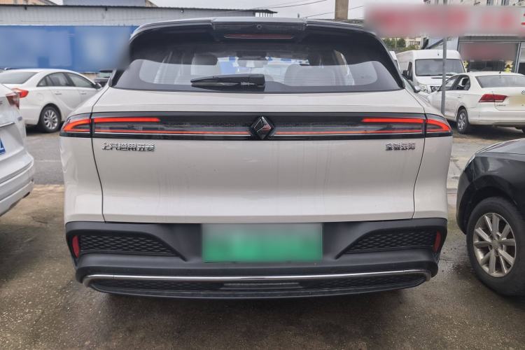 Used Baojun Yunhai 2024 60km Plug-in Hybrid Version Exterior 4