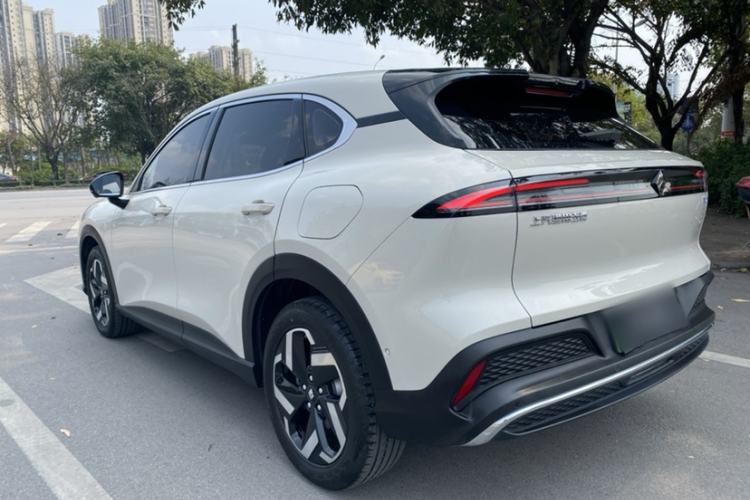 Used Baojun Yunhai 2024 140km Plug-in Hybrid Version Exterior 7