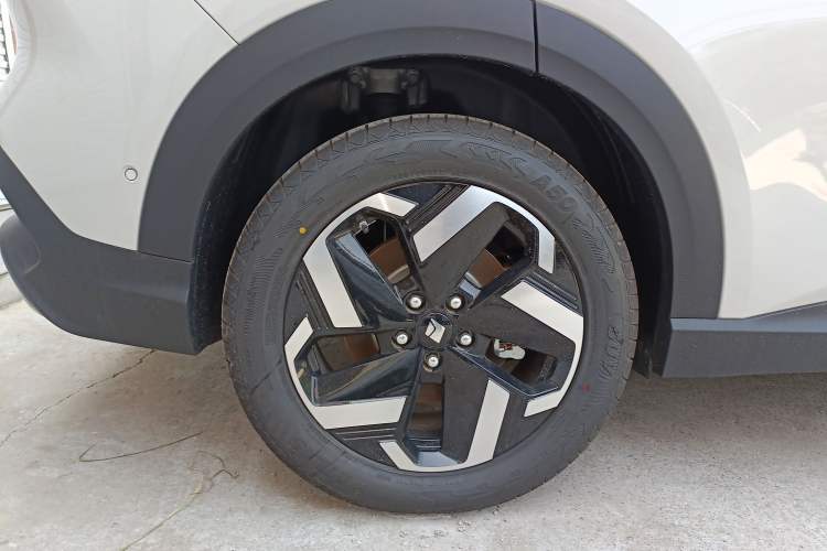 Used Baojun Yunhai 2024 600km Pure Electric Version Exterior 8