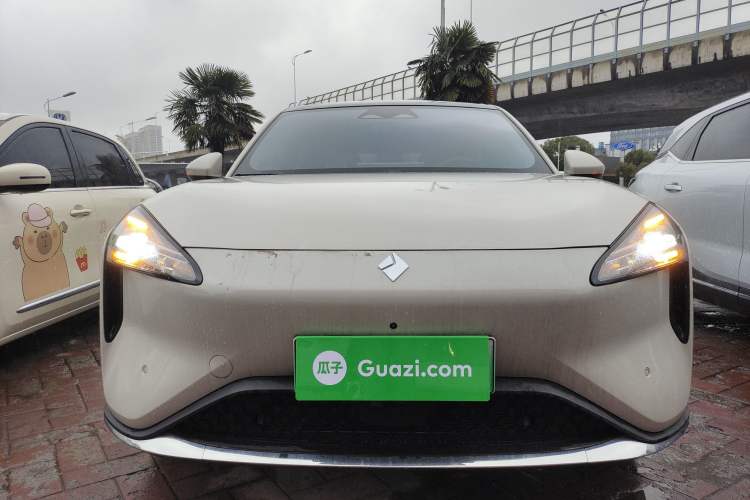 Used Baojun Yunhai 2024 600km Pure Electric Version Front
