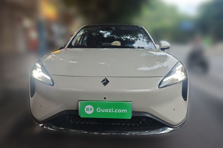 Used Baojun Yunhai 2024 500km Pure Electric Version Front
