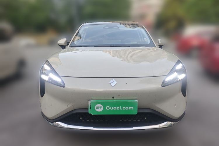Used Baojun Yunhai 2024 600km Pure Electric Version Front