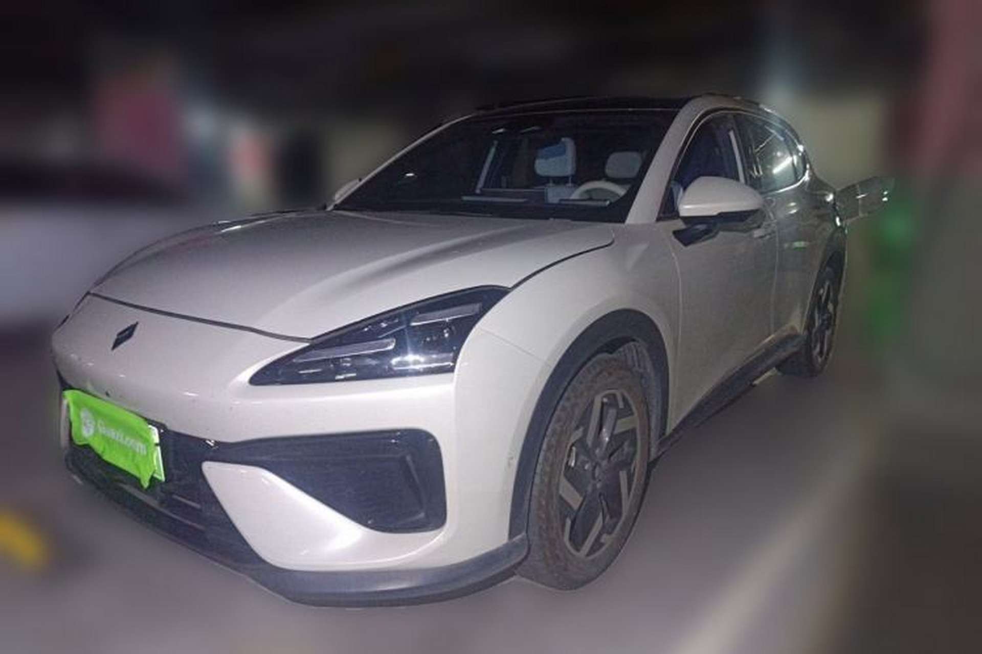 Used Baojun Yunhai 2024 140km Plug-in Hybrid Version Front Left 45 Deg