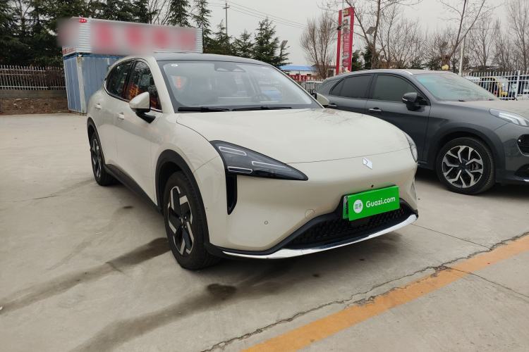 Used Baojun Yunhai 2024 600km Pure Electric Version Front Right 45 Deg