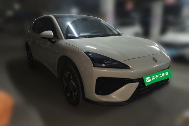 Used Baojun Yunhai 2024 140km Plug-in Hybrid Version Front Right 45 Deg