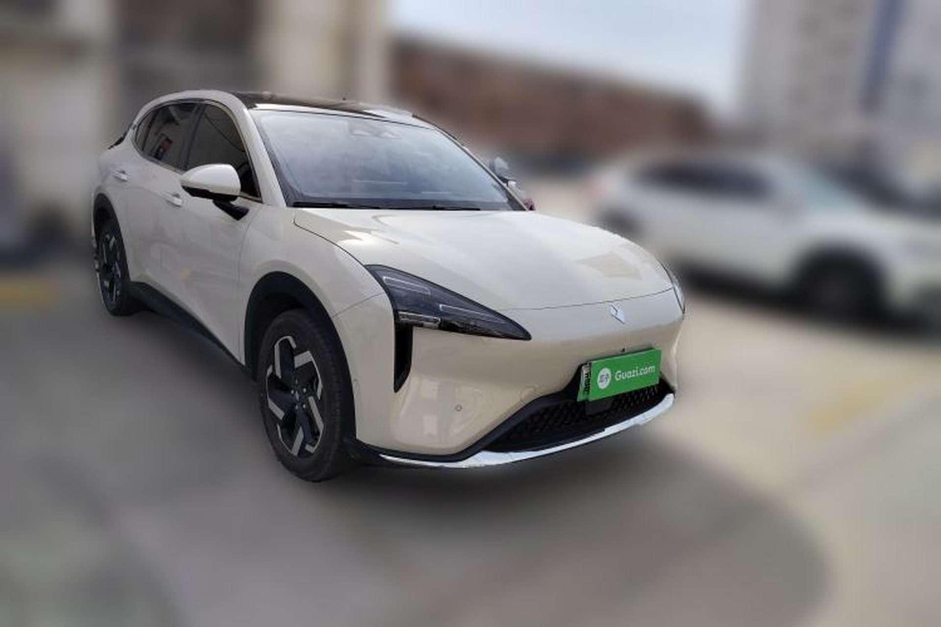 Used Baojun Yunhai 2024 600km Pure Electric Version Front Right 45 Deg