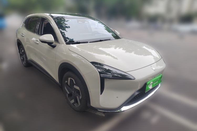 Used Baojun Yunhai 2024 600km Pure Electric Version Front Right 45 Deg