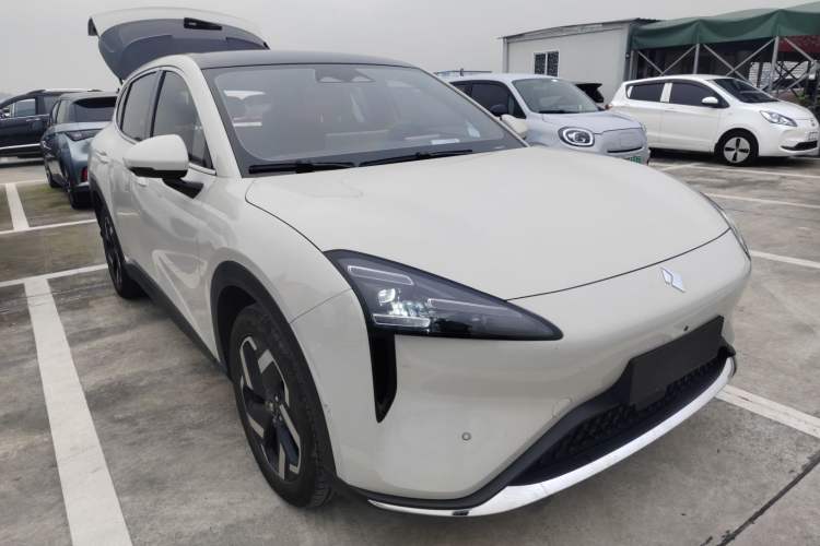 Used Baojun Yunhai 2024 600km Pure Electric Version Front Right 45 Deg