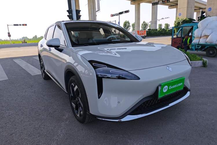 Used Baojun Yunhai 2024 600km Pure Electric Version Front Right 45 Deg