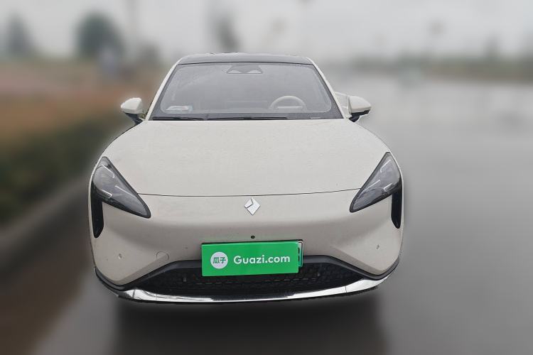 Used Baojun Yunhai 2024 500km Pure Electric Version Front