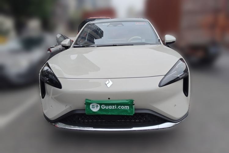 Used Baojun Yunhai 2024 500km Pure Electric Version Front