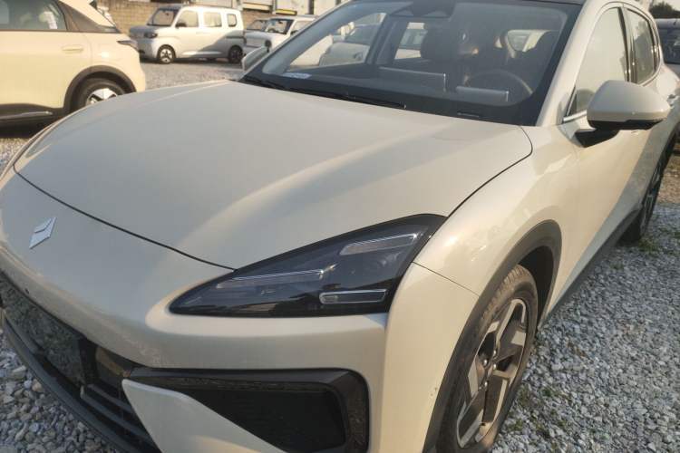 Used Baojun Yunhai 2024 60km Plug-in Hybrid Version Guazi used car, China used car export, Used car for sale, Used Baojun cars, Cheapest cars for sale