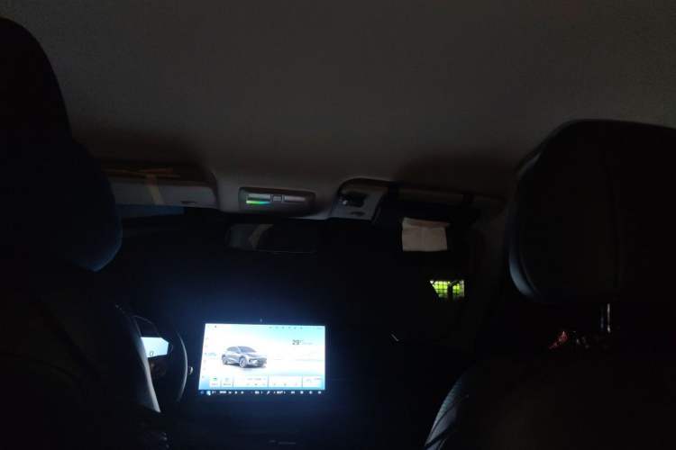 Used Baojun Yunhai 2024 140km Plug-in Hybrid Version Headliner