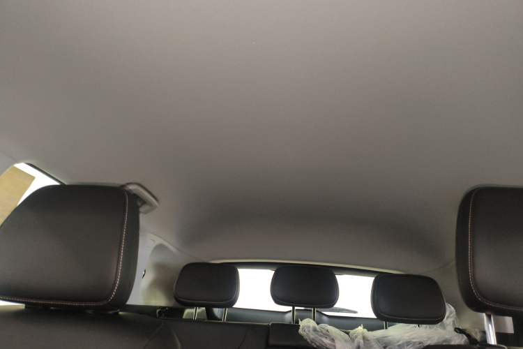 Used Baojun Yunhai 2024 140km Plug-in Hybrid Version Headliner