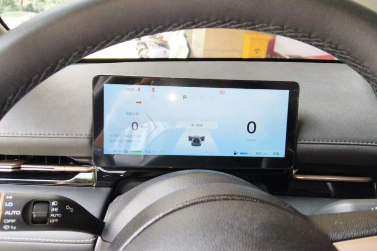 Used Baojun Yunhai 2024 140km Plug-in Hybrid Version Instrument Cluster