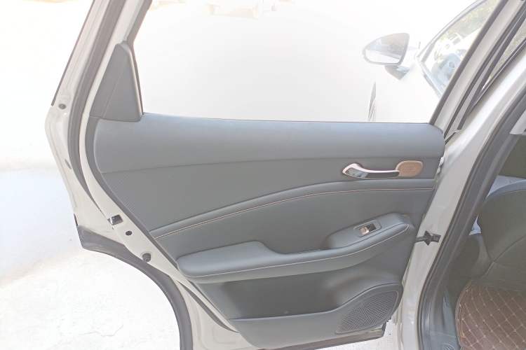 Used Baojun Yunhai 2024 600km Pure Electric Version Interior 8