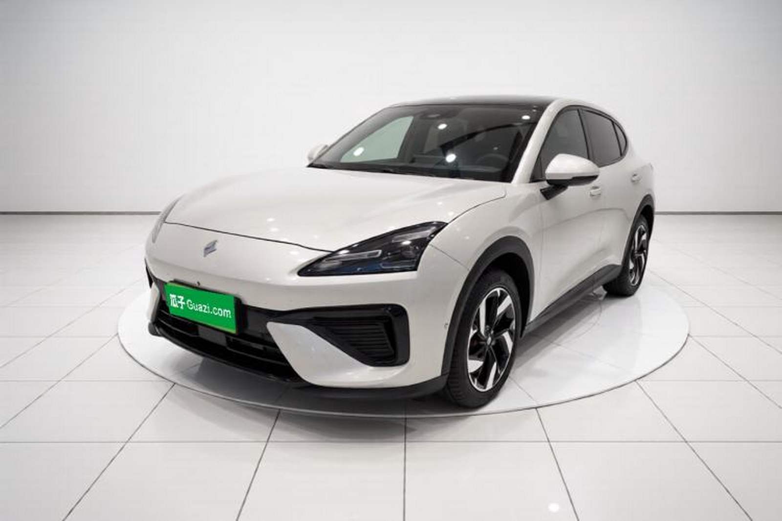 Фото Baojun с площадки