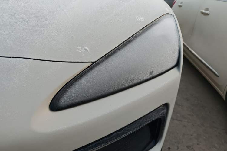Used Baojun Yunhai 2024 140km Plug-in Hybrid Version Left Front Headlight