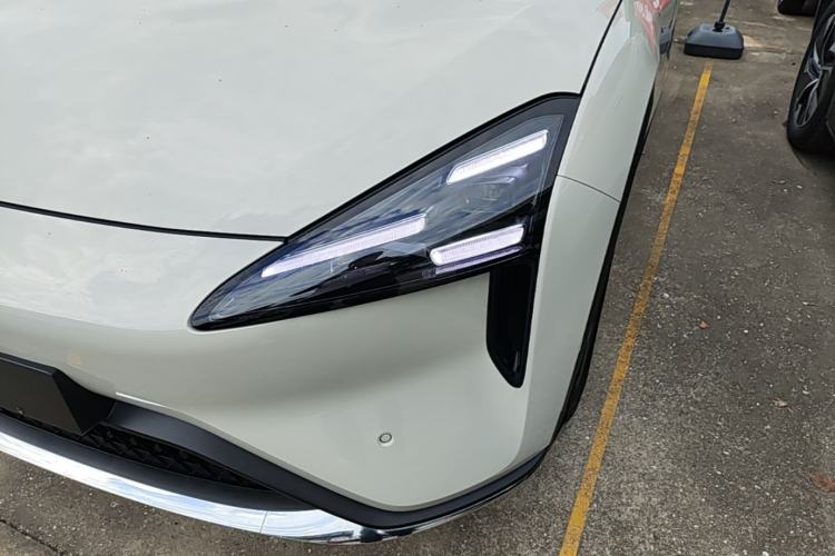 Used Baojun Yunhai 2024 600km Pure Electric Version Left Front Headlight