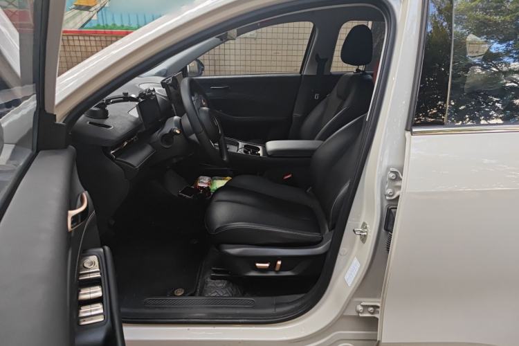 Used Baojun Yunhai 2024 600km Pure Electric Version Left Front Seat