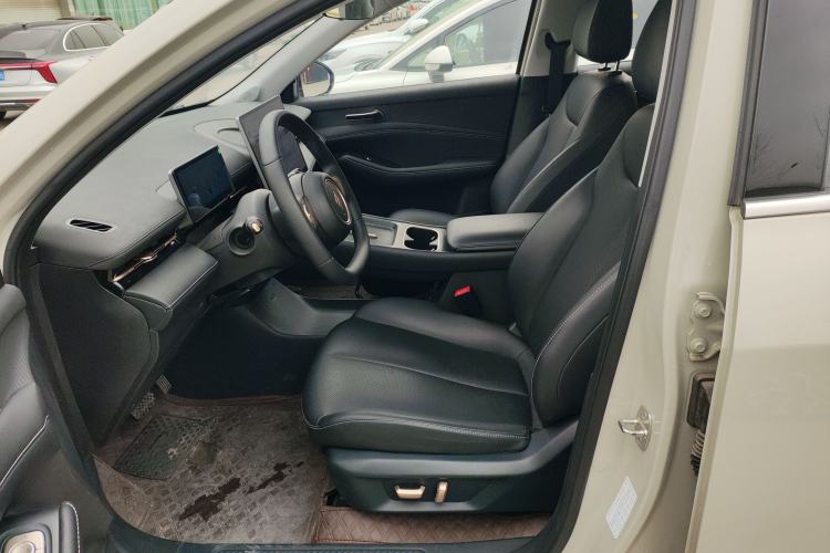 Used Baojun Yunhai 2024 600km Pure Electric Version Left Front Seat