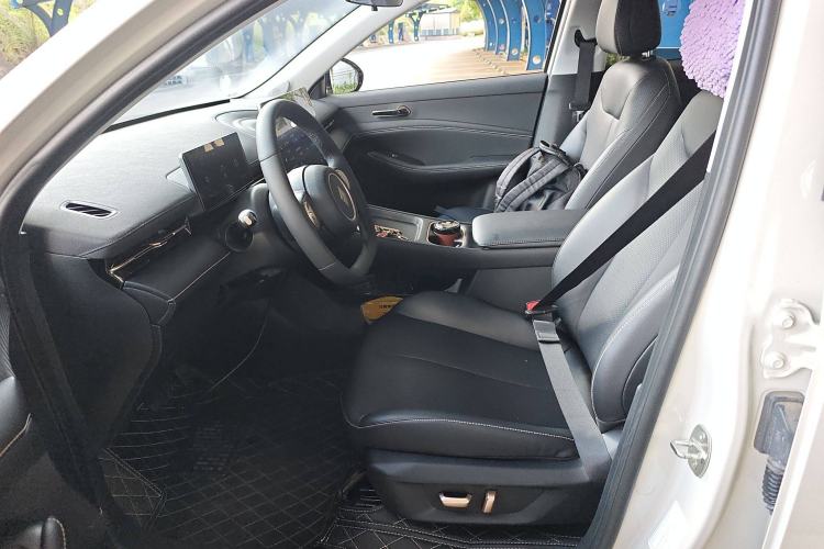 Used Baojun Yunhai 2024 600km Pure Electric Version Left Front Seat