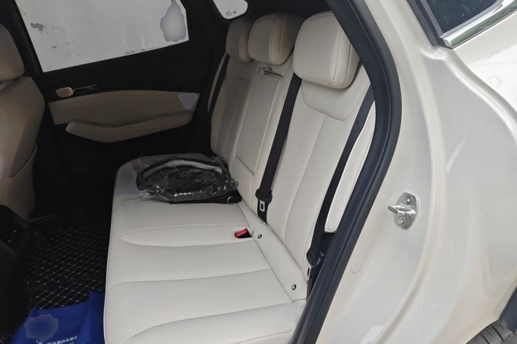 Used Baojun Yunhai 2024 600km Pure Electric Version Left Rear Seat