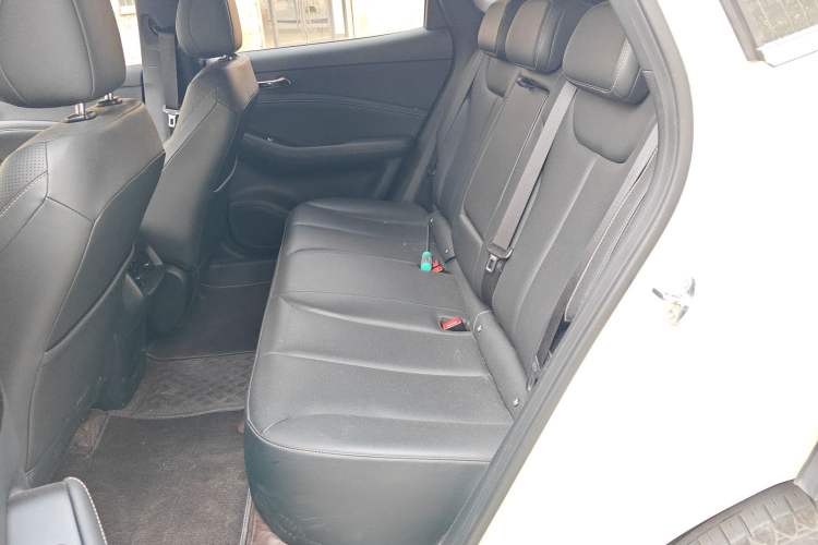 Used Baojun Yunhai 2024 600km Pure Electric Version Left Rear Seat