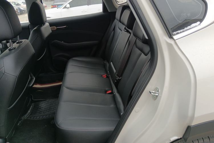 Used Baojun Yunhai 2024 140km Plug-in Hybrid Version Left Rear Seat