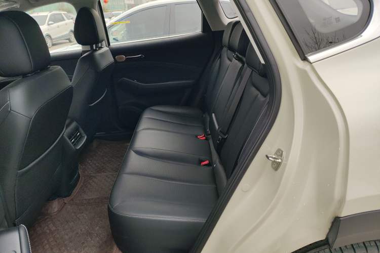 Used Baojun Yunhai 2024 600km Pure Electric Version Left Rear Seat