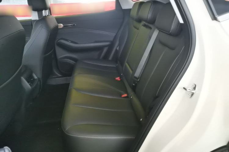 Used Baojun Yunhai 2024 140km Plug-in Hybrid Version Left Rear Seat